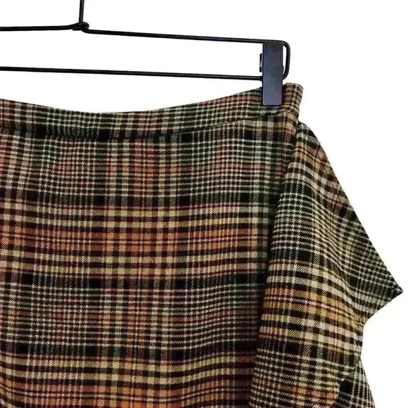 Leith Plaid Soft Tweed Midi Flare Skirt with Asymmetrical Ruffle Size Small - Picture 7 of 7